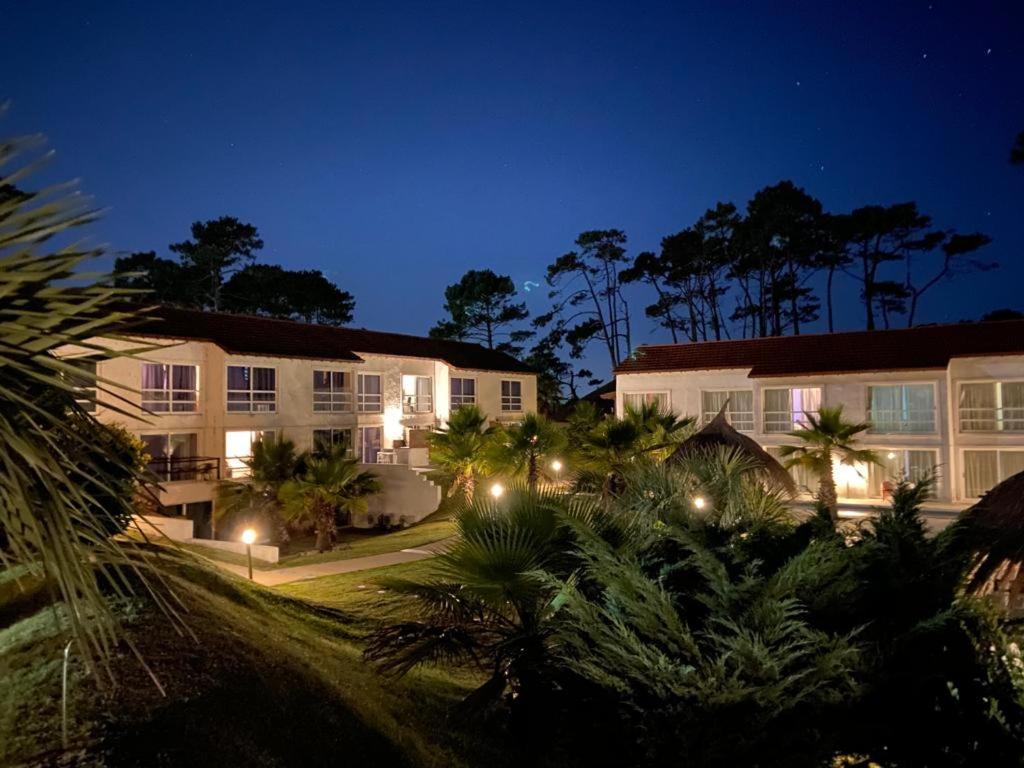 Punta Del Este Arenas Hotel Chihuahua Zewnętrze zdjęcie